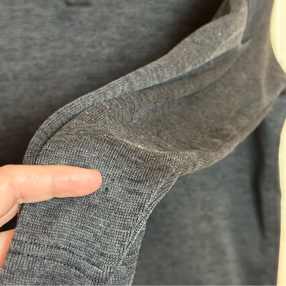 GREG NORMAN Gray Heather Men's M Pullover Sweater 1/4 Button Pocket Golf Fleece - Picture 8 of 16